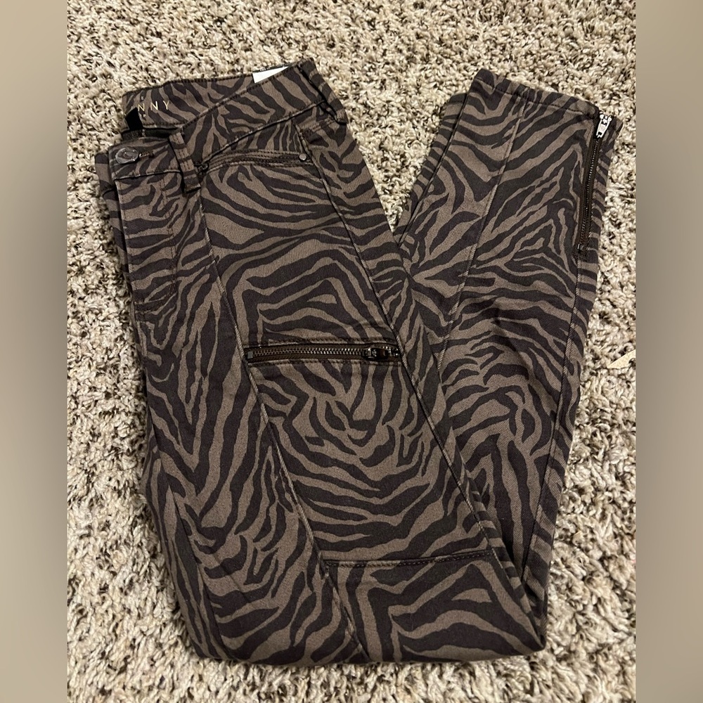Women’s WHBM Mid Rise Skinny Crop Zebra Denim Pants Size 00